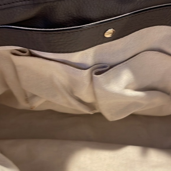 Gucci Large Bamboo Shopper Leather Tote Bag - Picture 10 of 17